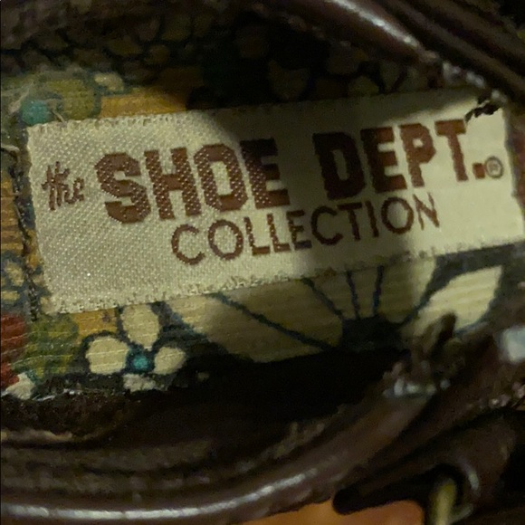 Show dept collection. Size 7 toddlers . - Picture 5 of 5